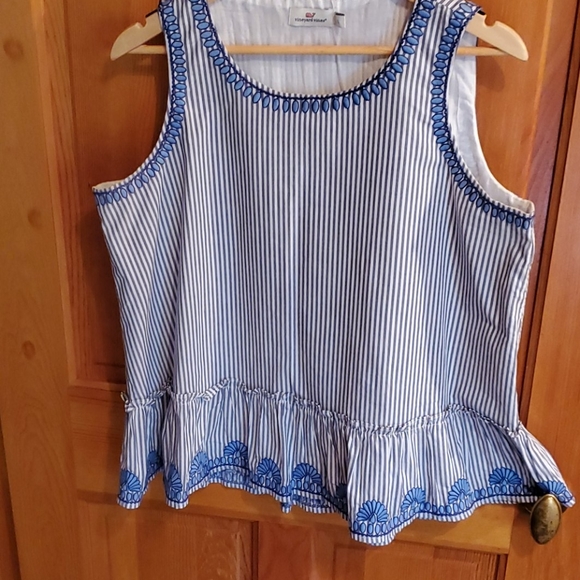 Vineyard Vines Tops - NWOT Vineyard Vines Large Sleeveless Tunic